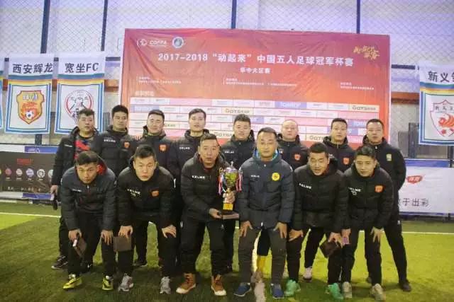 媒体人：不想詹姆斯去勇士 怎么能跟抢走你三冠的那些家伙联手